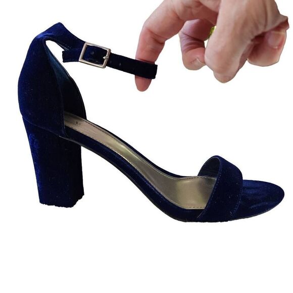 Worthington Women's Blue Velvet Ankle Strap Block Heel Sandals Size 10 - Picture 7 of 16